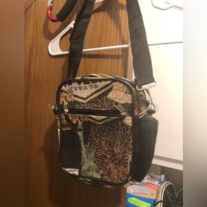 Vintage American Uni Las Vegas Tapestry Travel Bag- 758 $15 or $12 w/offer